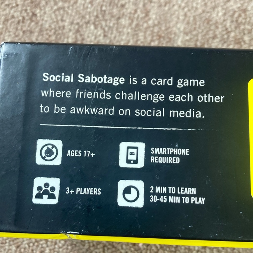 Social Sabotage Card Game By Buzzfeed - Picture 4 of 12
